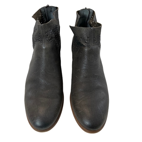 Vince Camuto Patellen Leather Ankle Booties Size Size 10M - Picture 4 of 16